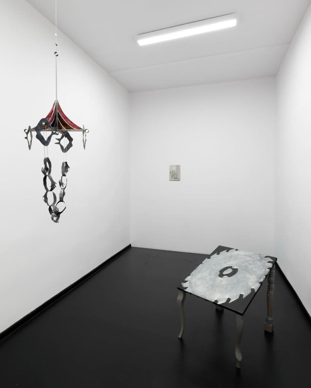 PARACHUTE (GROUP EXHIBITION) exhibition view