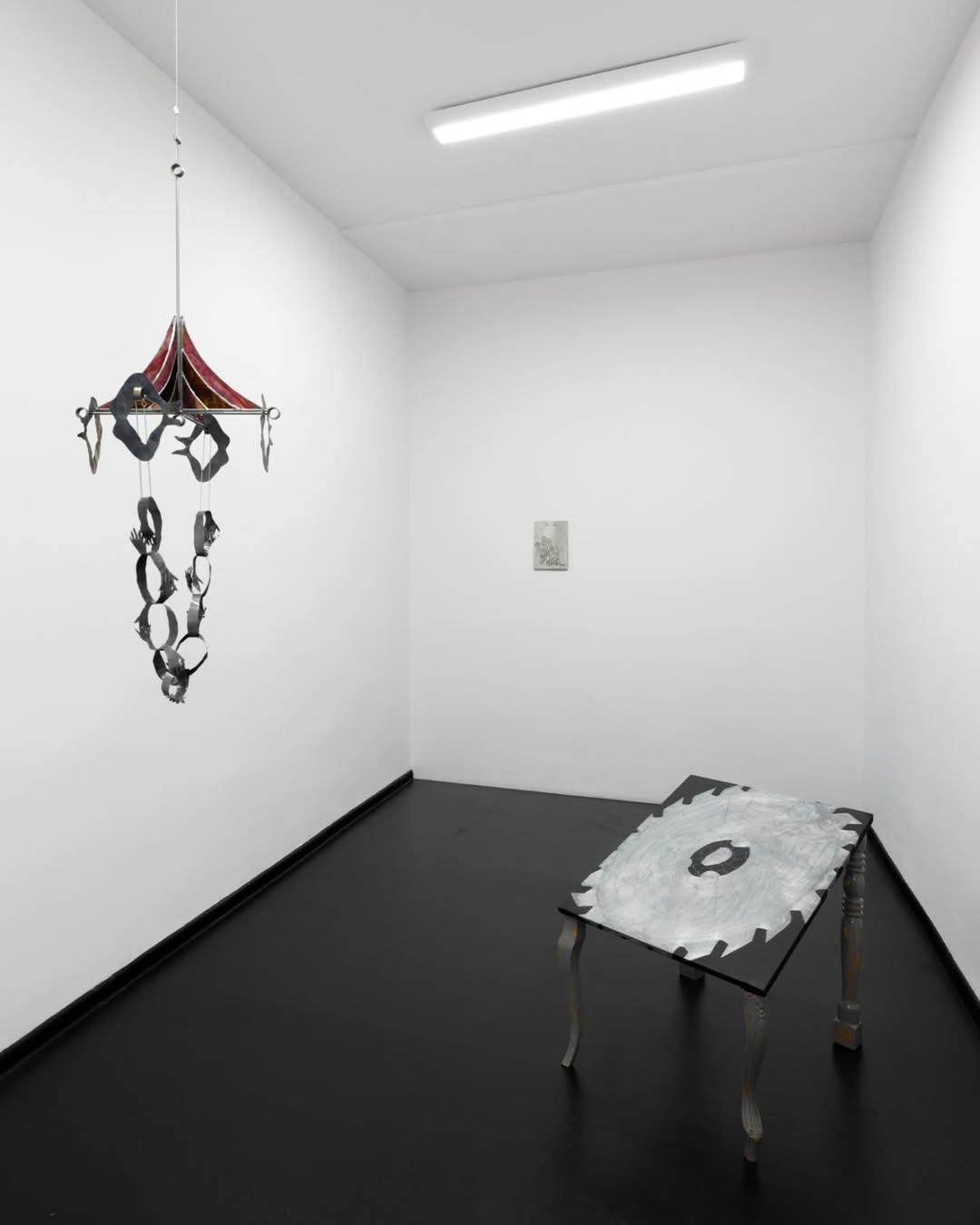 PARACHUTE exhibition view