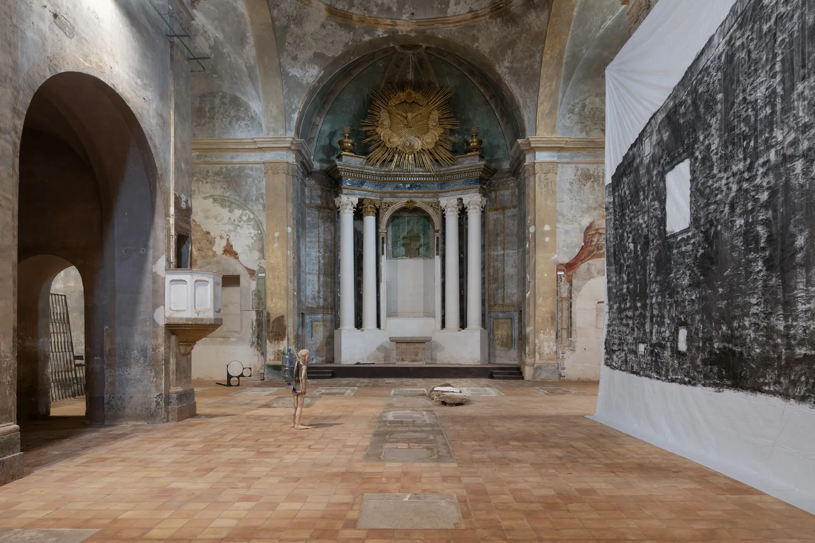 Kin Too exhibition view